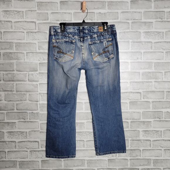 BKE Distressed Cropped Straight Leg Jeans, size 31 - Picture 3 of 7